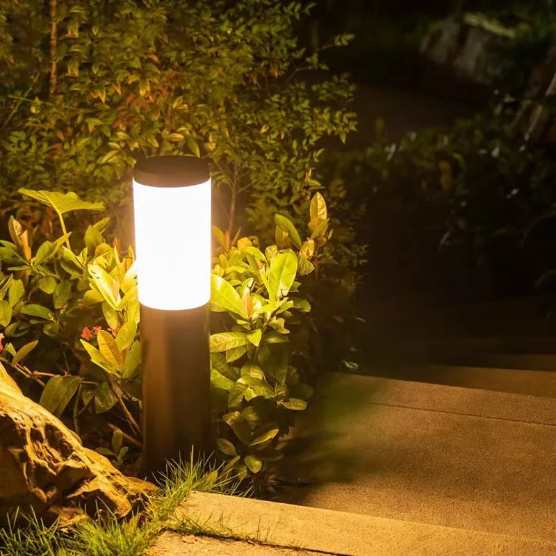Lampes Solaires LED Extérieures – Éclairez Vos Allées avec Élégance & Énergie Naturelle