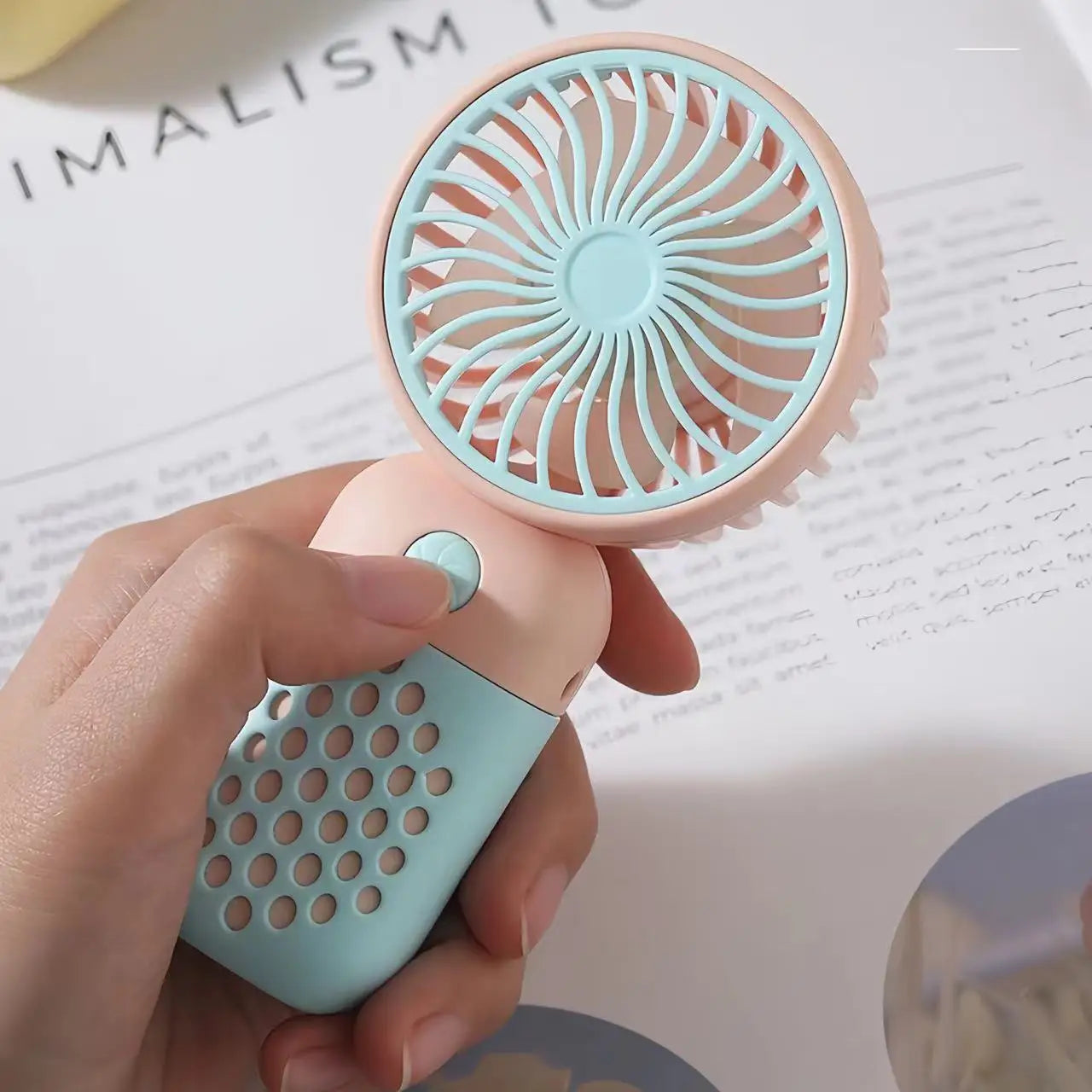 Mini Ventilateur de poche – Compact, Silencieux & Rechargeable